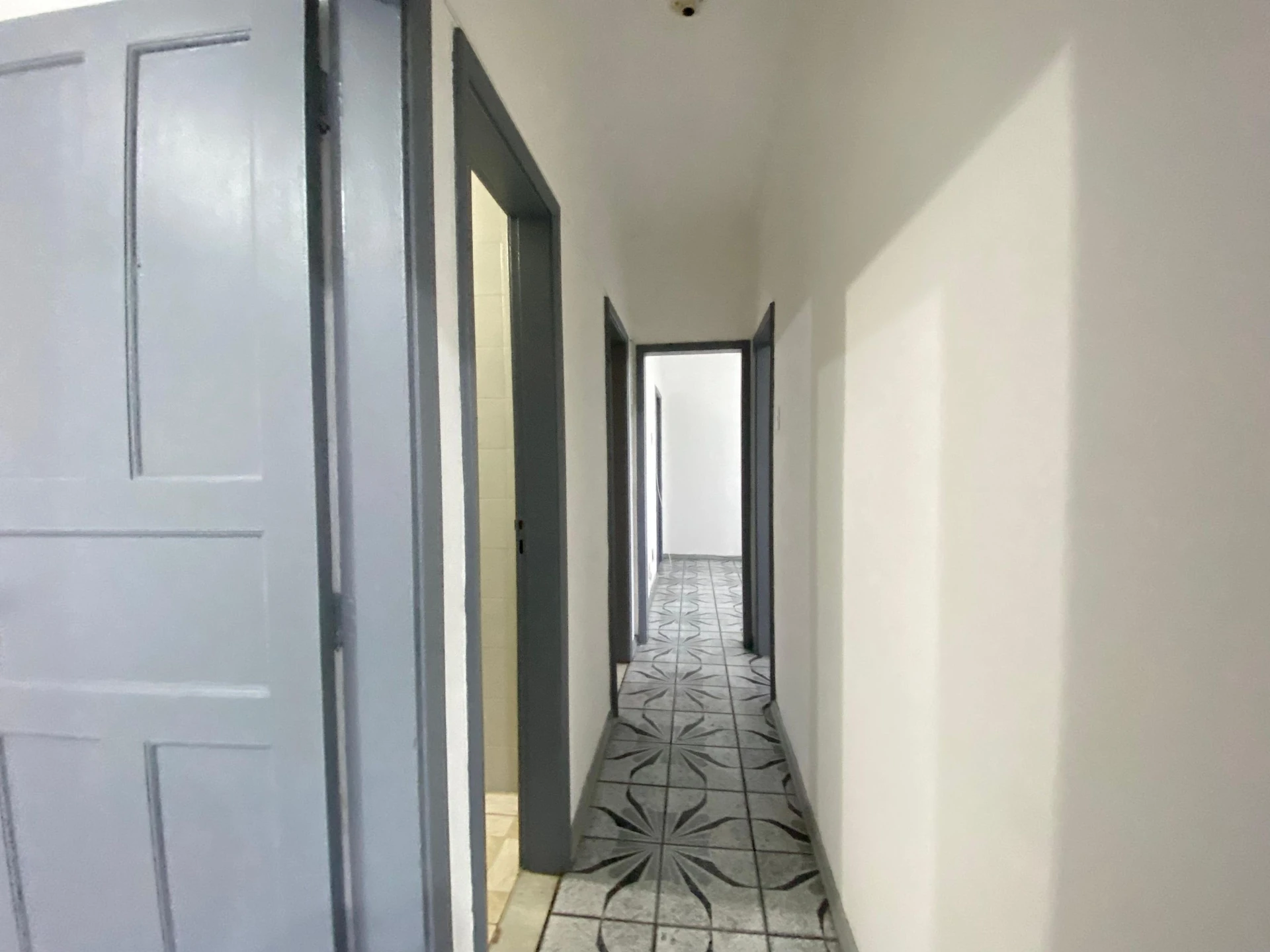 Орендна квартира з 3 спальнями та 1 ванною — photo 34
