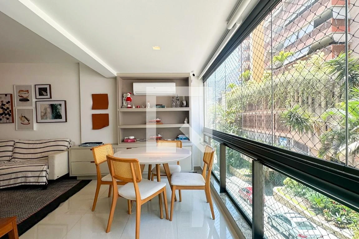 4-bedroom apartment with floor-to-ceiling windows — photo 42