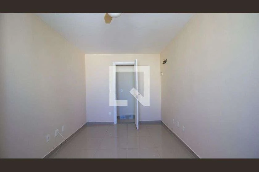Penthouse with 3 en-suite bedrooms and 350 m², 4 parking — photo 24