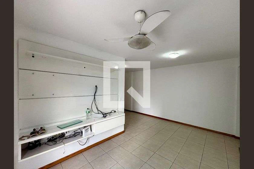 111 m² rental apartment with 3 bedrooms and 2 parking spots — photo 16
