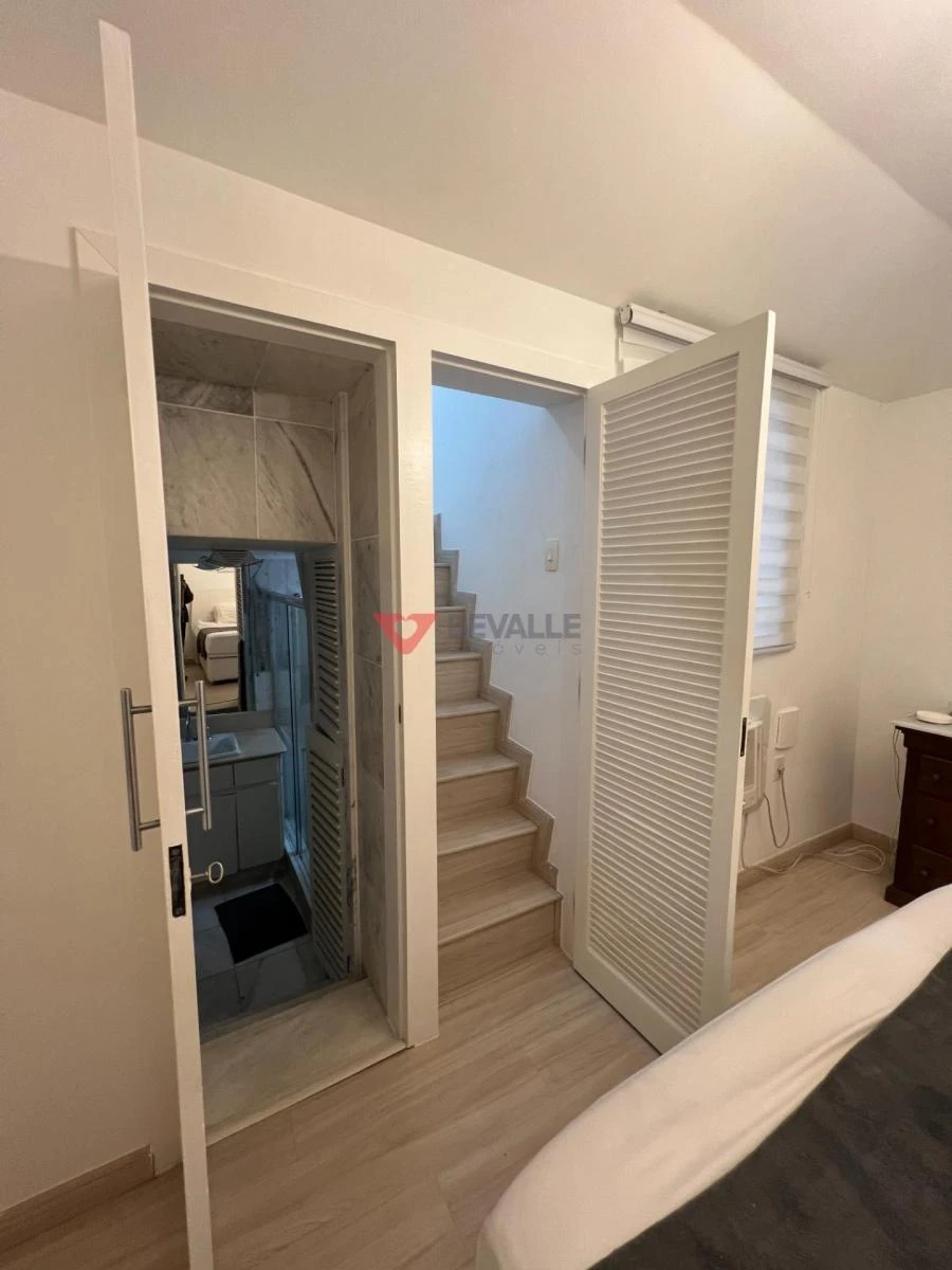 220 m² house with a washing machine and a home office — photo 19