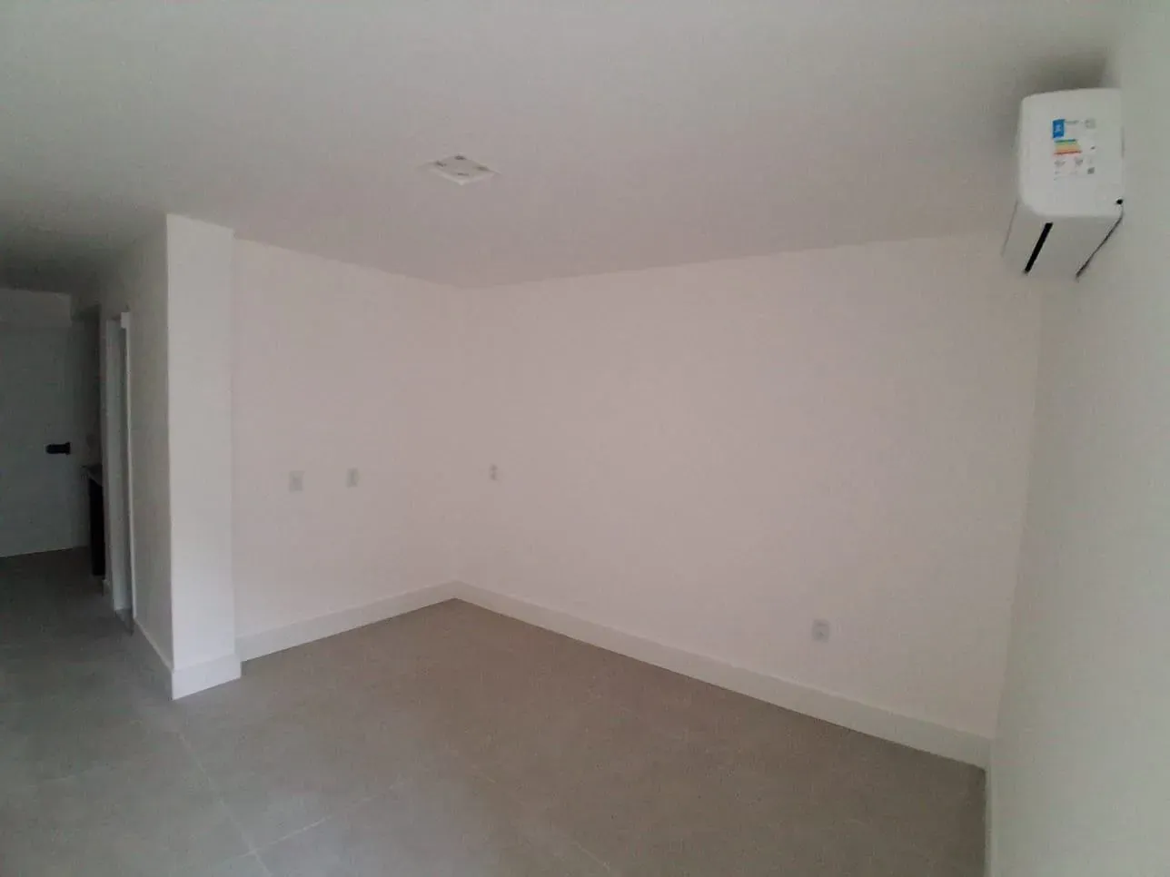 1-bedroom apartment on the 12th floor, no parking — photo 4