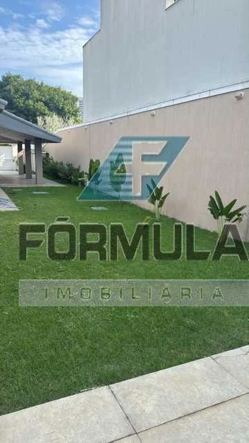 4-bedroom house with a bathtub — photo 25