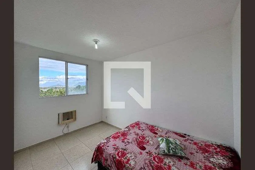 Apartamento mobiliado com 2 quartos e 1 banheiro — photo 7
