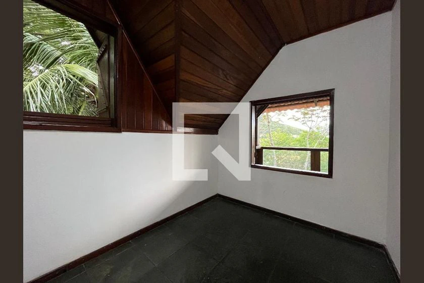 Casa com 2 quartos e varanda, 50 m² — photo 25
