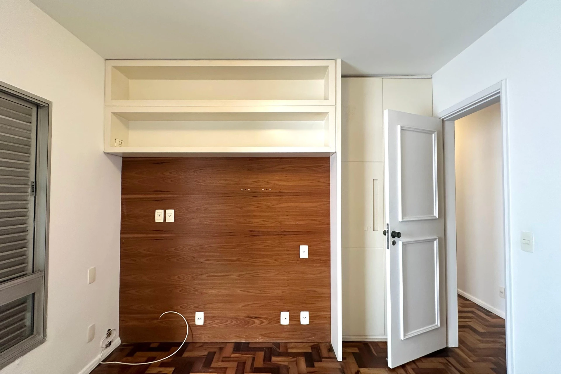 Unfurnished apartment with 2 en-suite bedrooms — photo 6