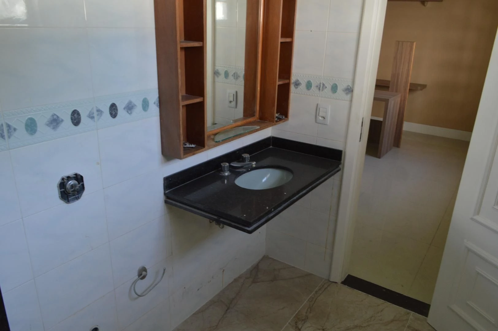 House, 362 m², with a jacuzzi — photo 18
