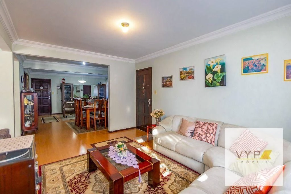 4-bedroom house with a home office — photo 7