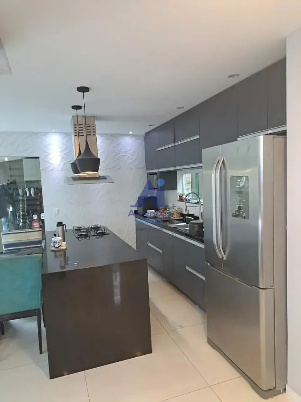 Casa mobiliada com 3 quartos e 4 banheiros, varanda — photo 2