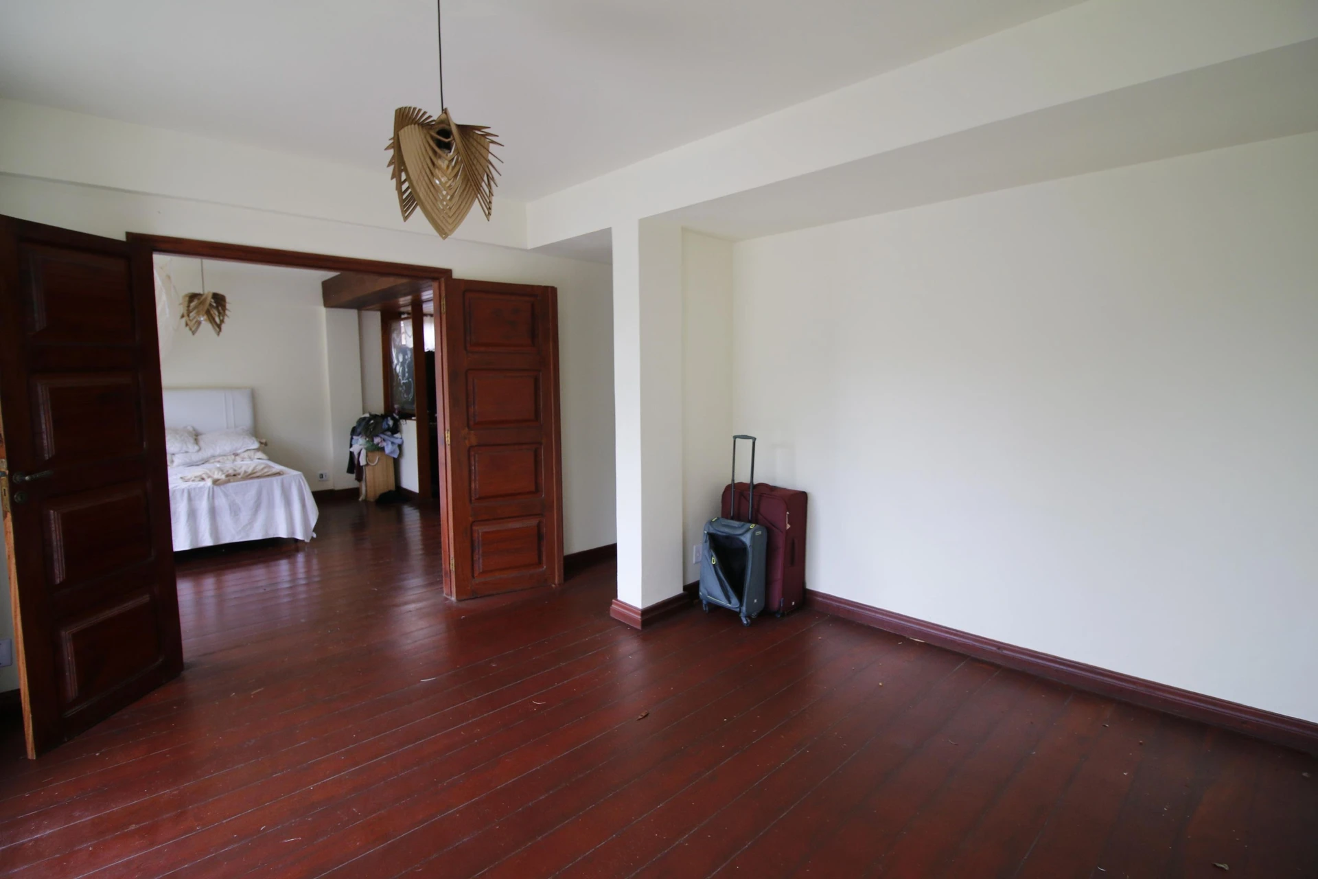 Mountain view in a 3-bedroom house, 460 m² — photo 42