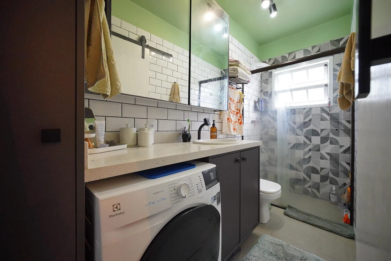 55 m² apartment with a home office and a private BBQ — photo 15