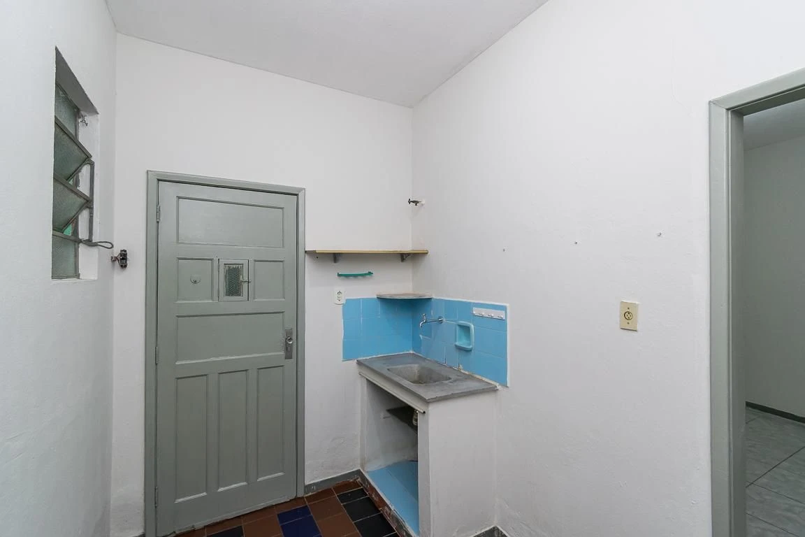 Studio for rent with 1 bedroom and 1 bathroom — photo 2
