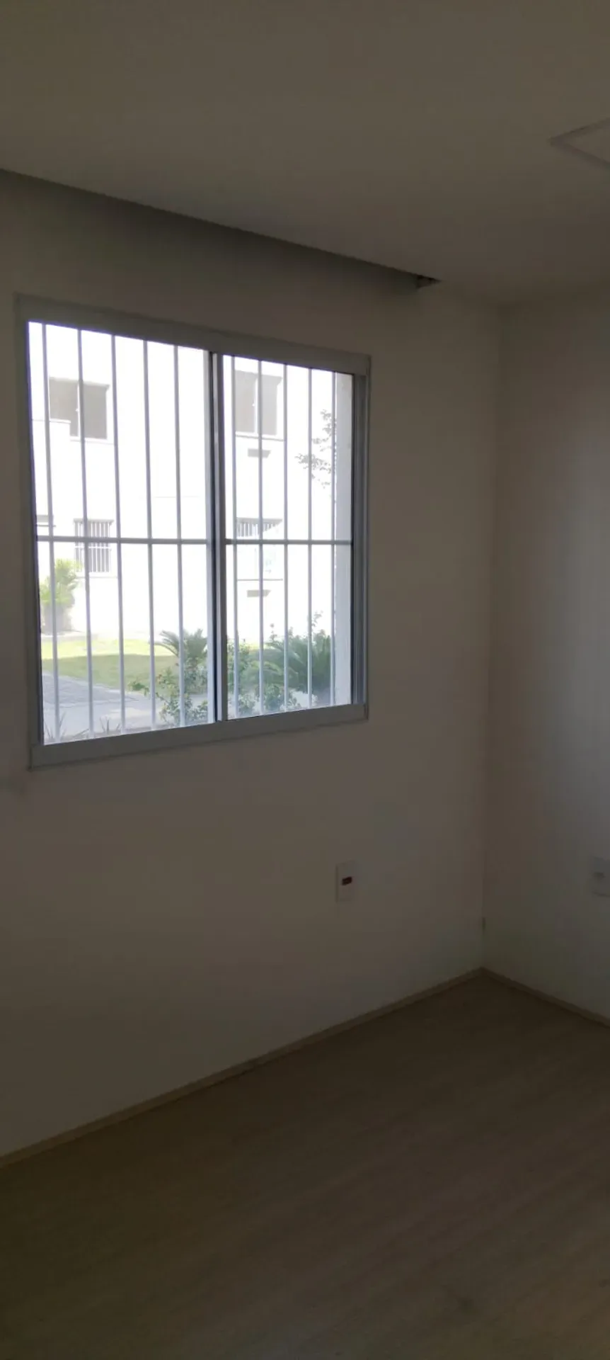 1 quarto e piso de madeira ou laminado: apartamento de 42 m² — photo 26