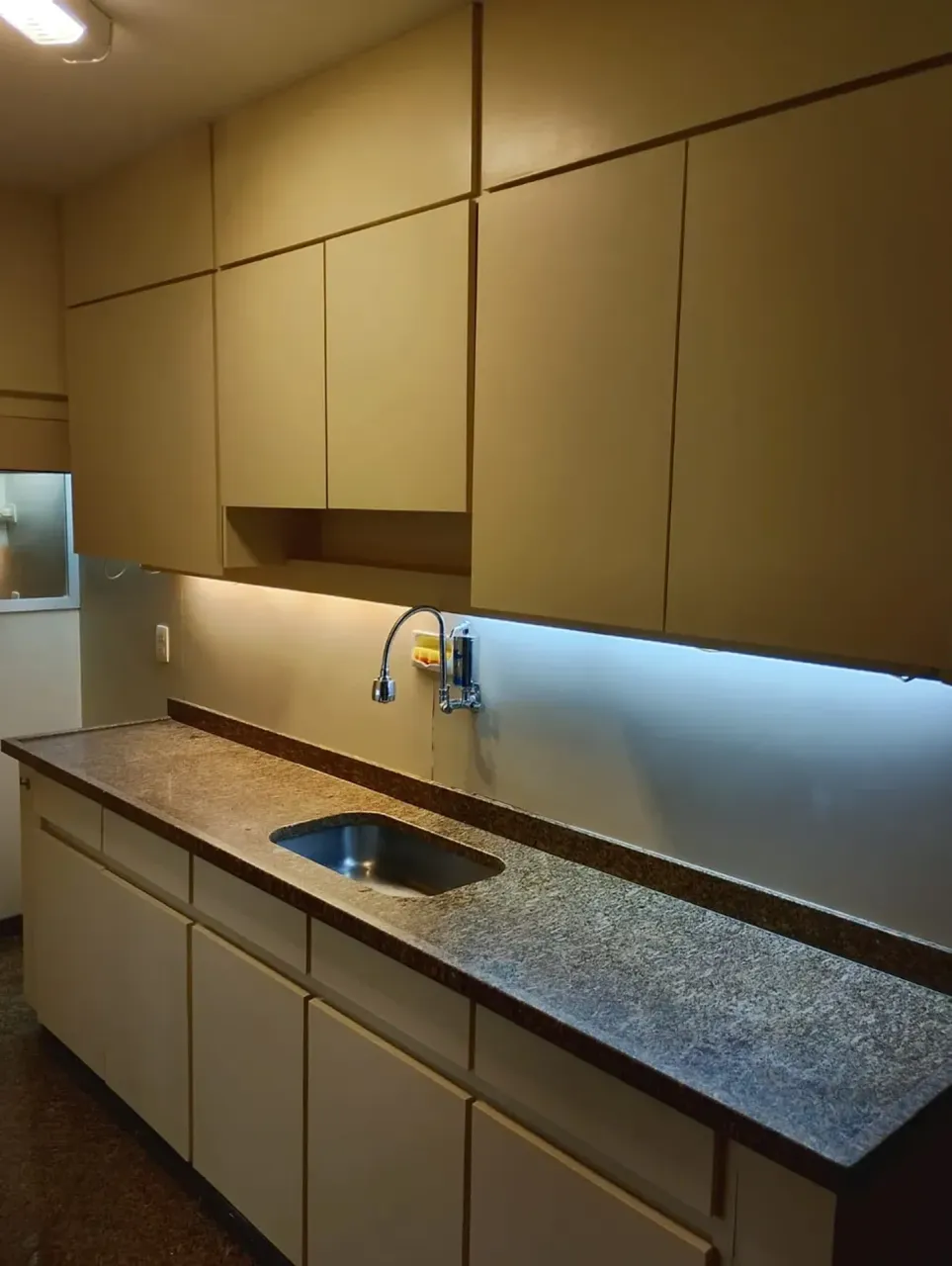80 m² apartment with 1 bedroom, 1 bathroom and parking — photo 13