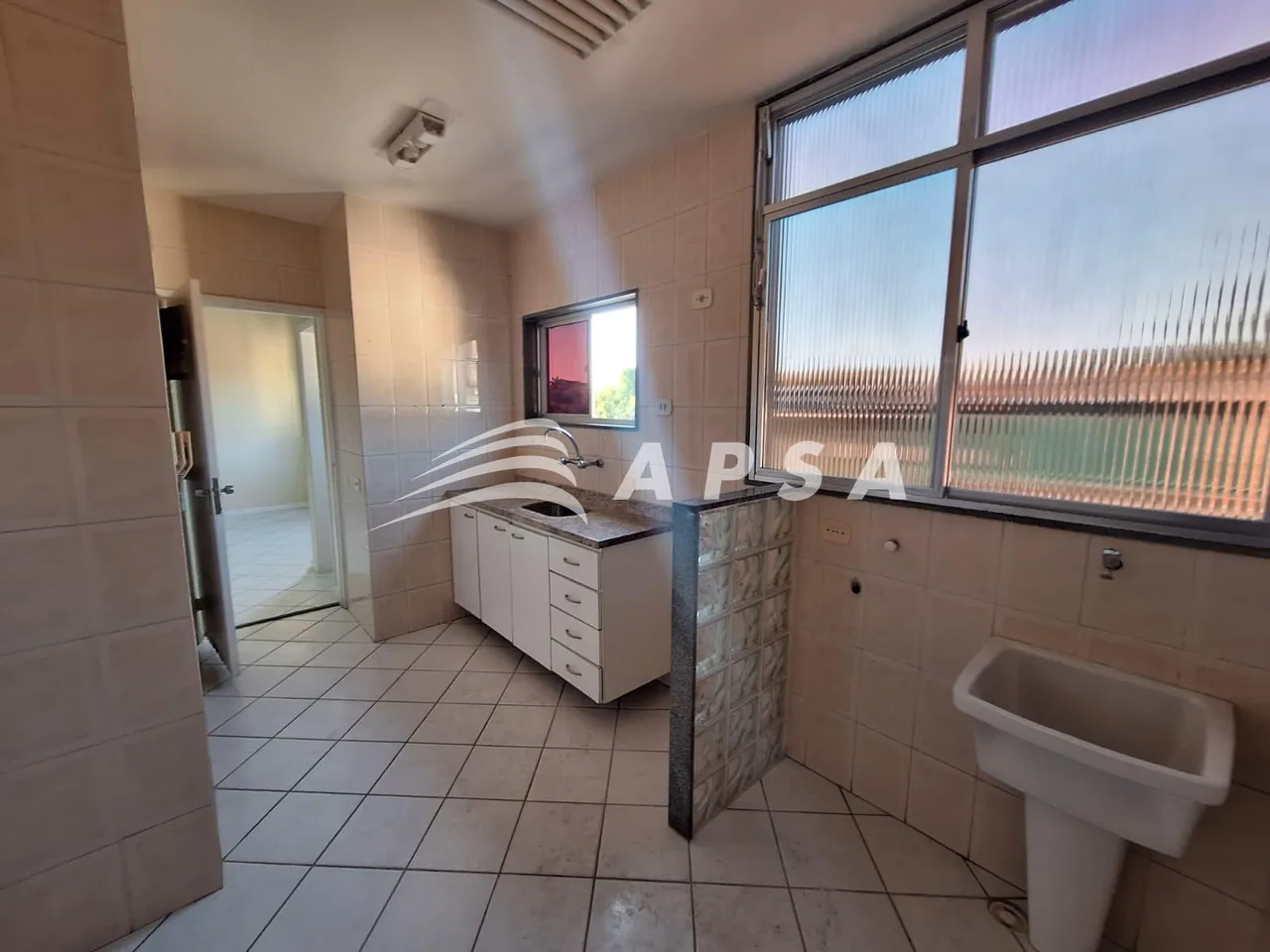 2-bedroom apartment with 1 parking space to rent — photo 12