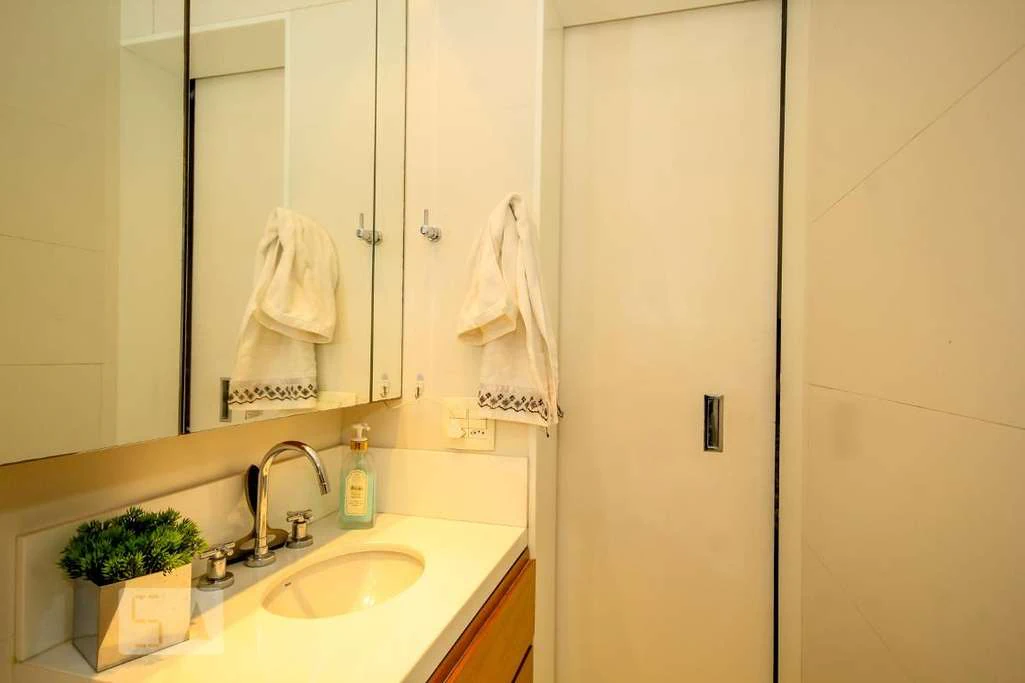 Apartment with a closed kitchen and 3 bedrooms at 112 m² — photo 23