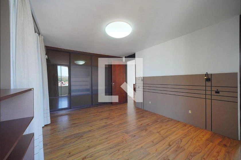 Furnished 4-bedroom house with 300 m² and 2 suites — photo 35