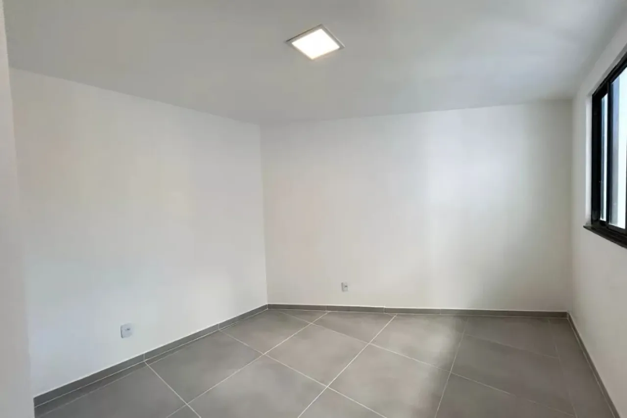 2-bedroom apartment with an open-plan kitchen — photo 14