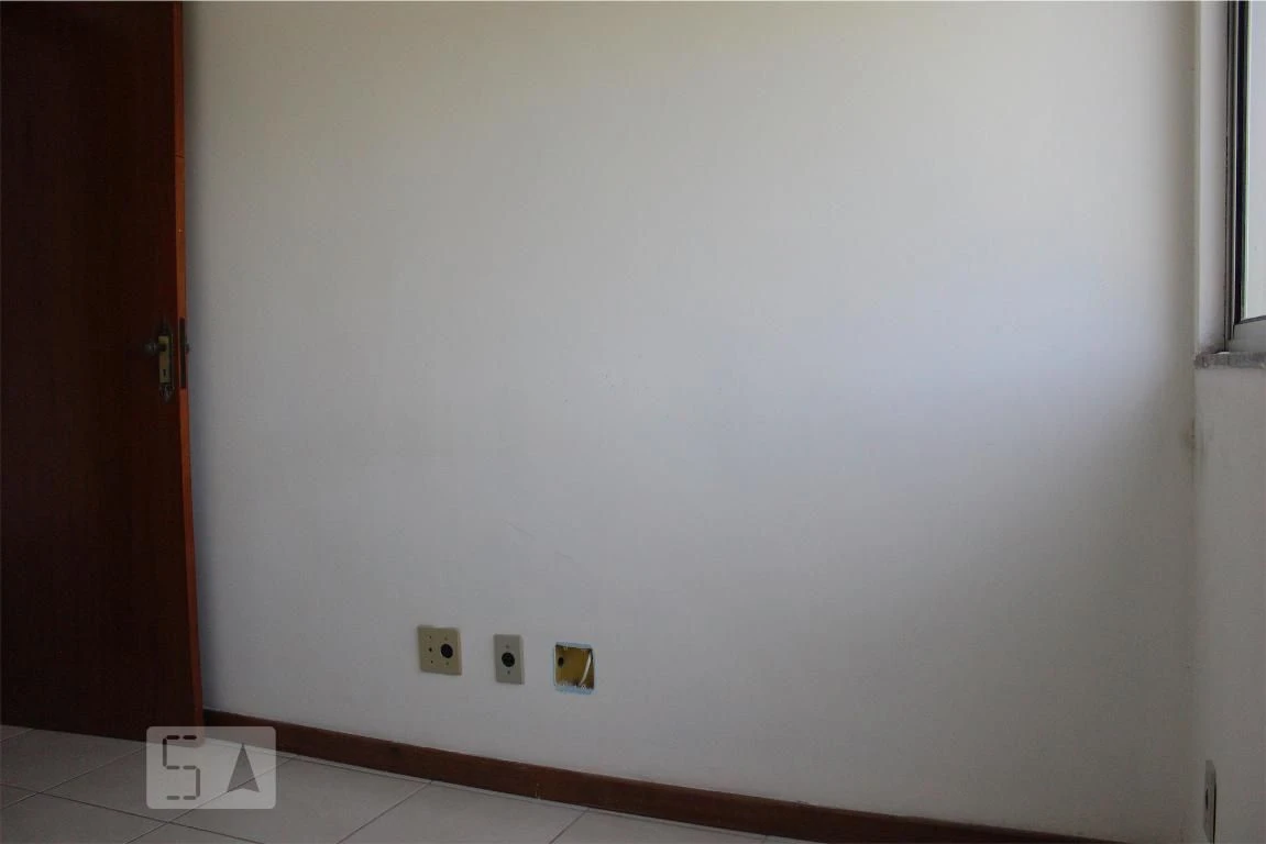 2-bedroom apartment with a balcony and shared pool — photo 19
