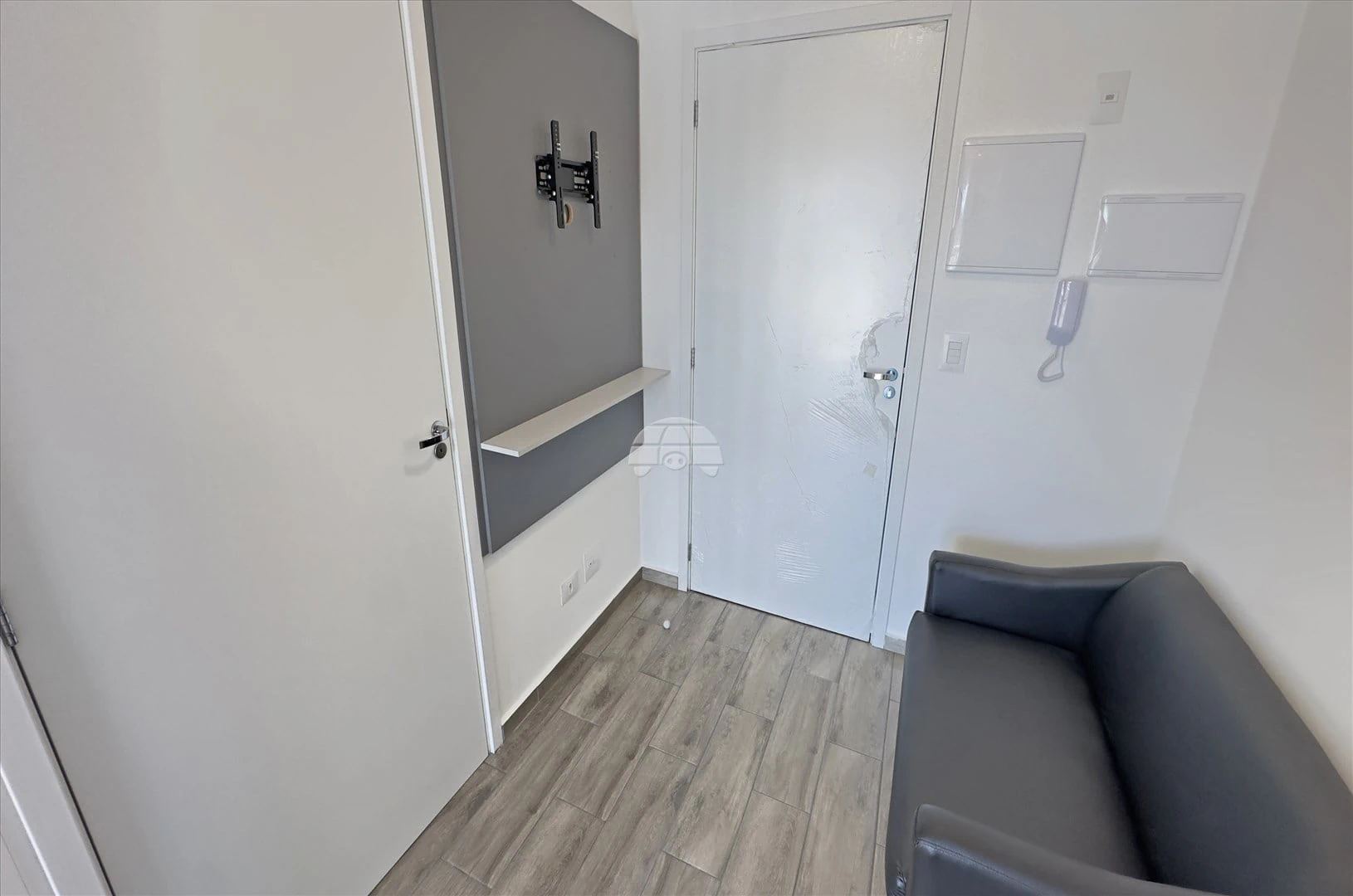 44 m² studio with parking and kitchenette — photo 4