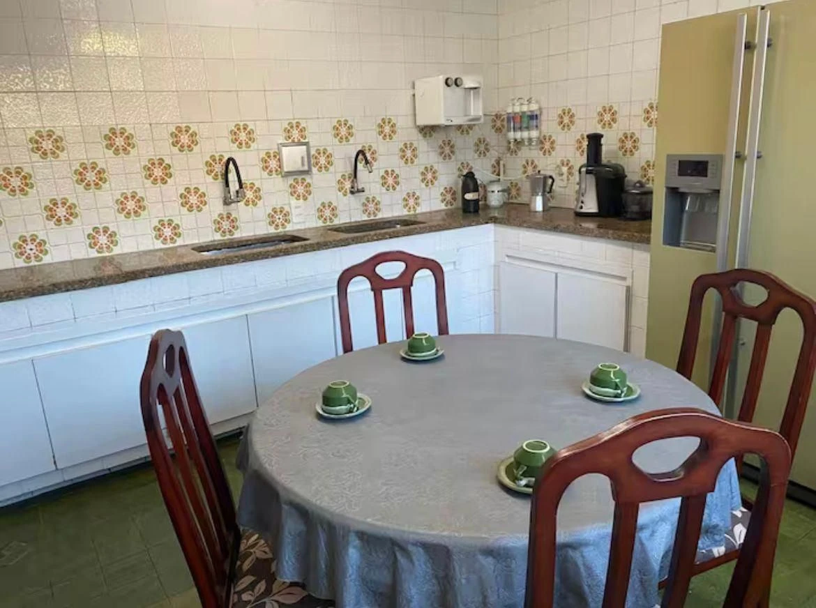 Furnished apartment, 180 m², with a water view — photo 6