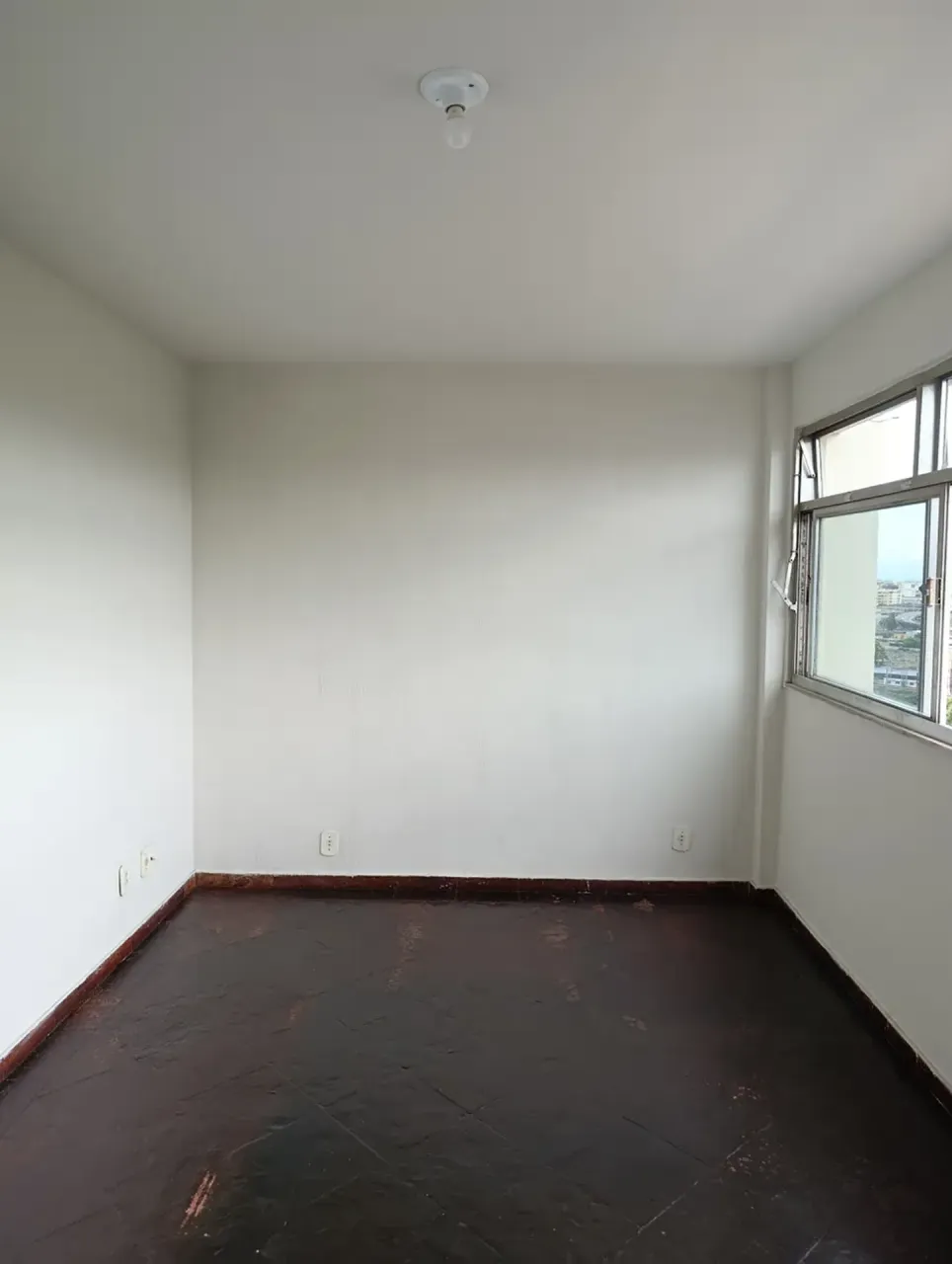 Unfurnished 3-bedroom apartment with 2 bathrooms — photo 6