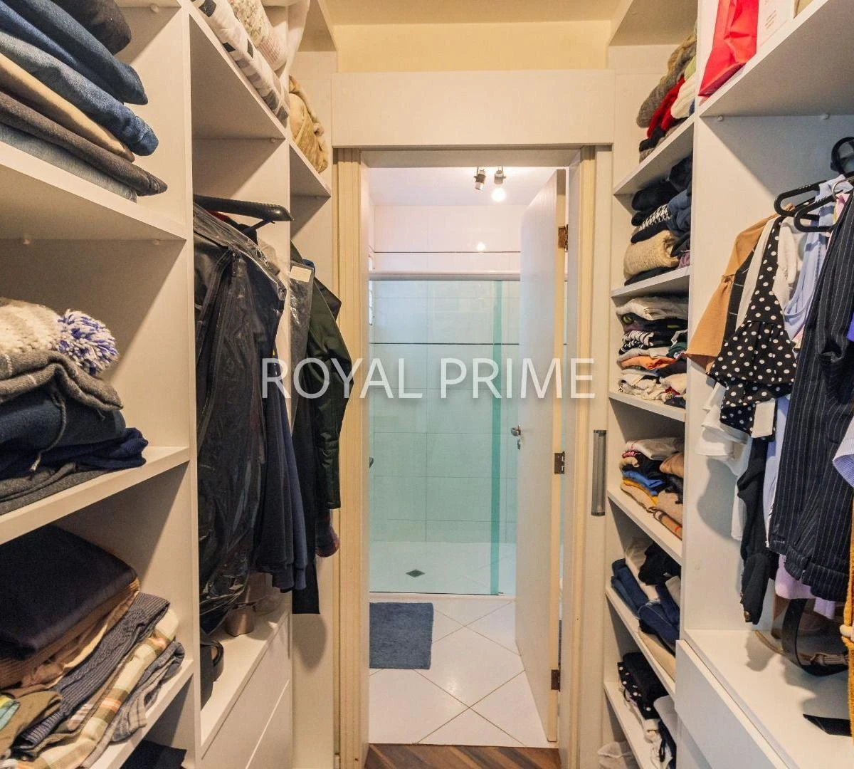 Furnished house, 186 m², with a walk-in closet — photo 10