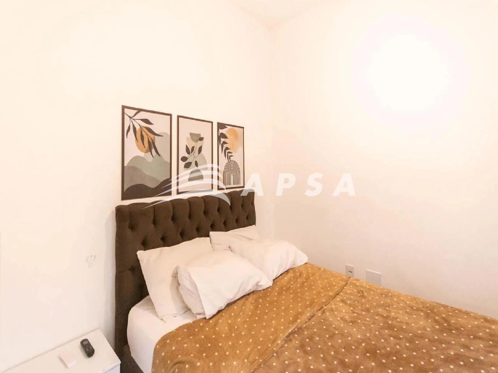 Furnished 1-bedroom apartment with a private BBQ area