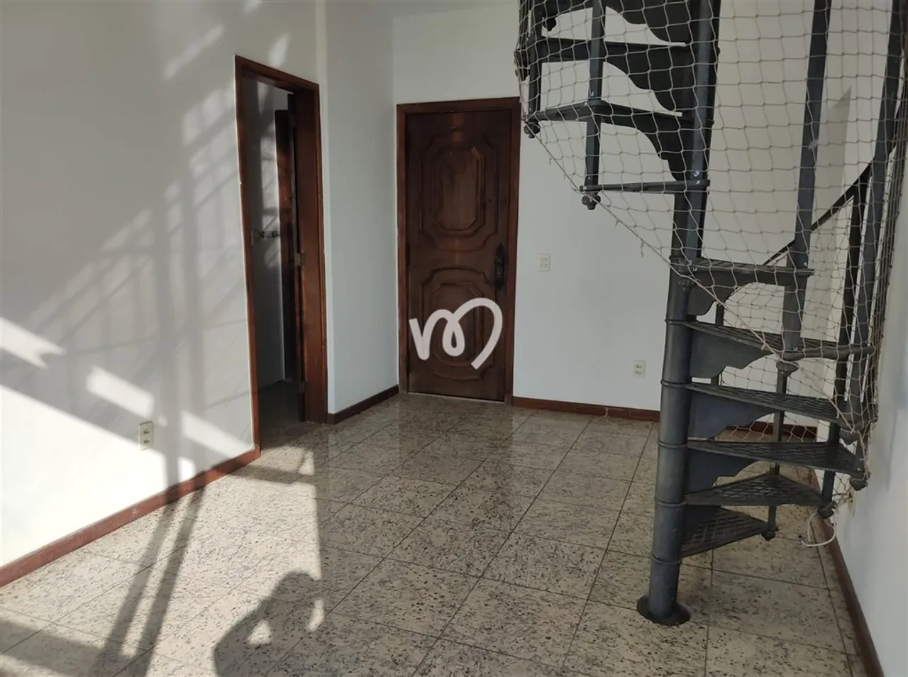 98 m² apartment with 3 bedrooms and built-in wardrobes — photo 18