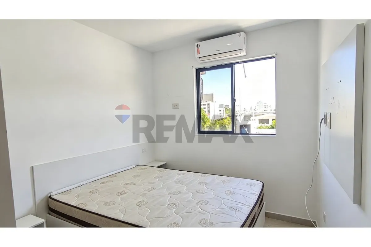 Water view in a one-bedroom apartment, 33 m² — photo 10