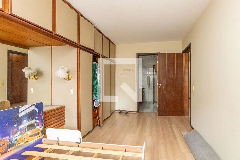 Apartamento de 4 quartos com varanda e 165 m² — photo 32