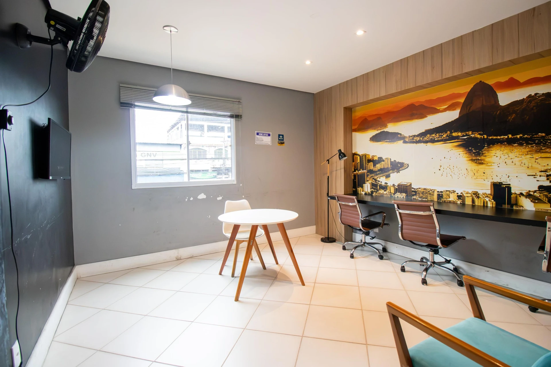 2-bedroom apartment with a home office in Rio de Janeiro — photo 2