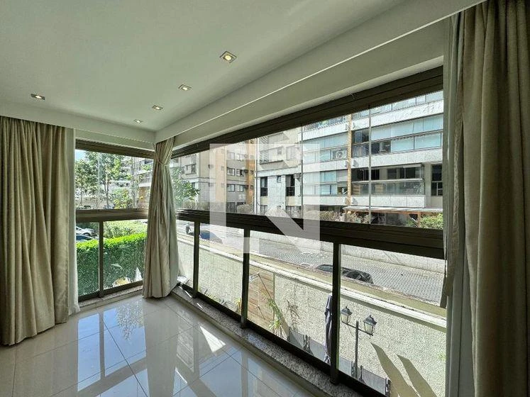 2-bedroom apartment with a walk-in closet in Rio de Janeiro — photo 18