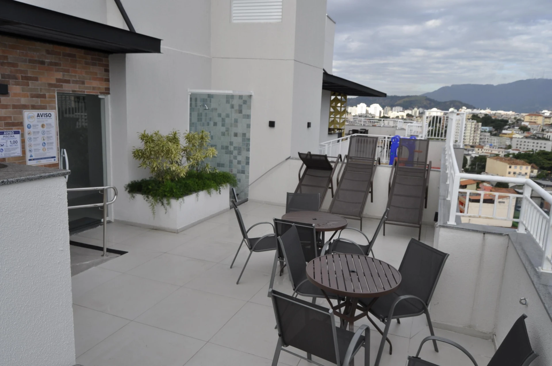 Apartamento sem mobília com 2 quartos e suíte — photo 42