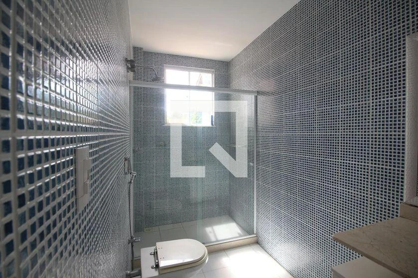 6-bedroom house with 4 en-suite suites and 600 m² — photo 19