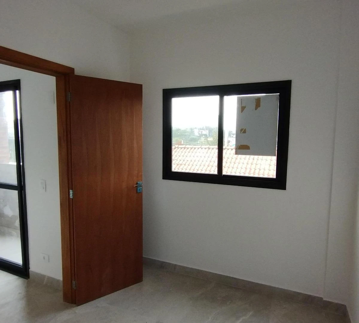 One-bedroom, 27 m² apartment in Curitiba — photo 18