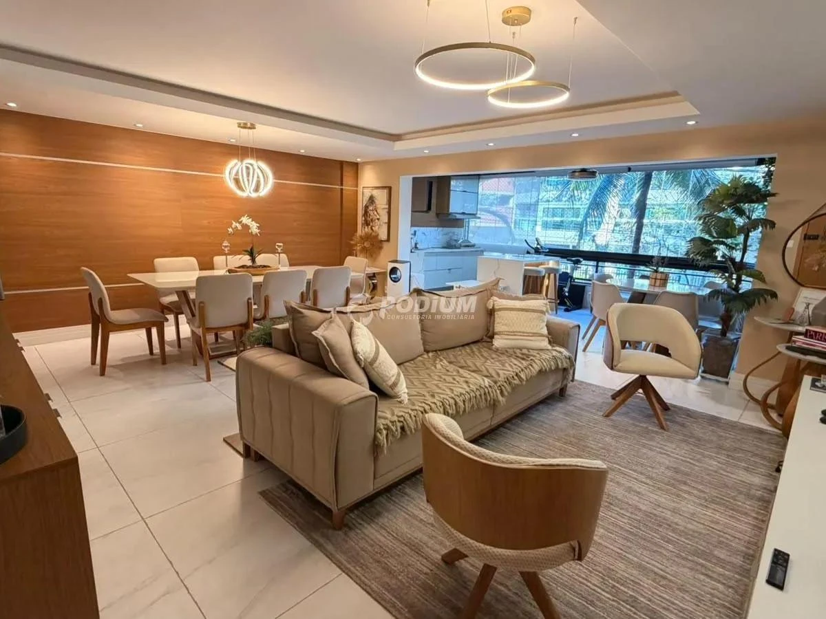 Furnished apartment, 150 m², with a home office