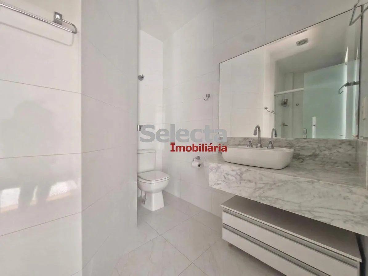 140 m² apartment with 3 bedrooms and 1 parking spot — photo 6