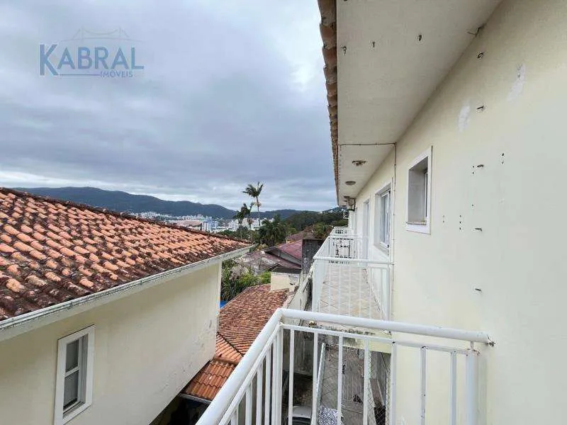 Квартира с 3 спальнями и балконом, 80 м² — photo 12