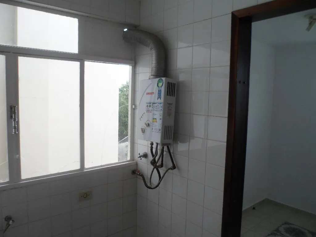 Квартира з 3 спальнями та окремою ванною на 145 м² — photo 24