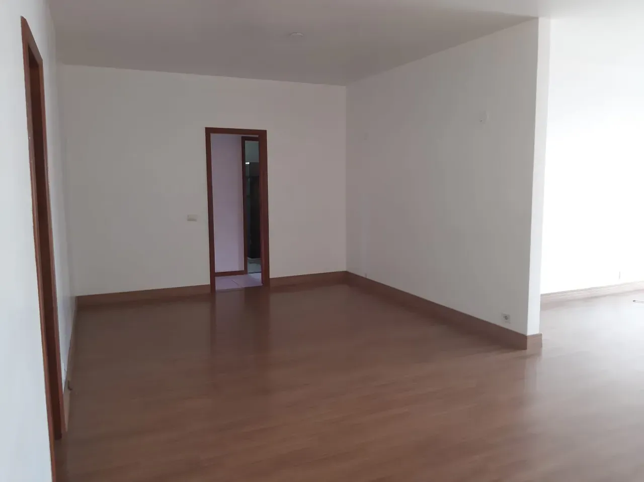 3-bedroom apartment with a home office — photo 23