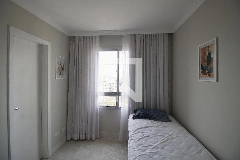 2-bedroom apartment with a grill on the balcony — photo 6
