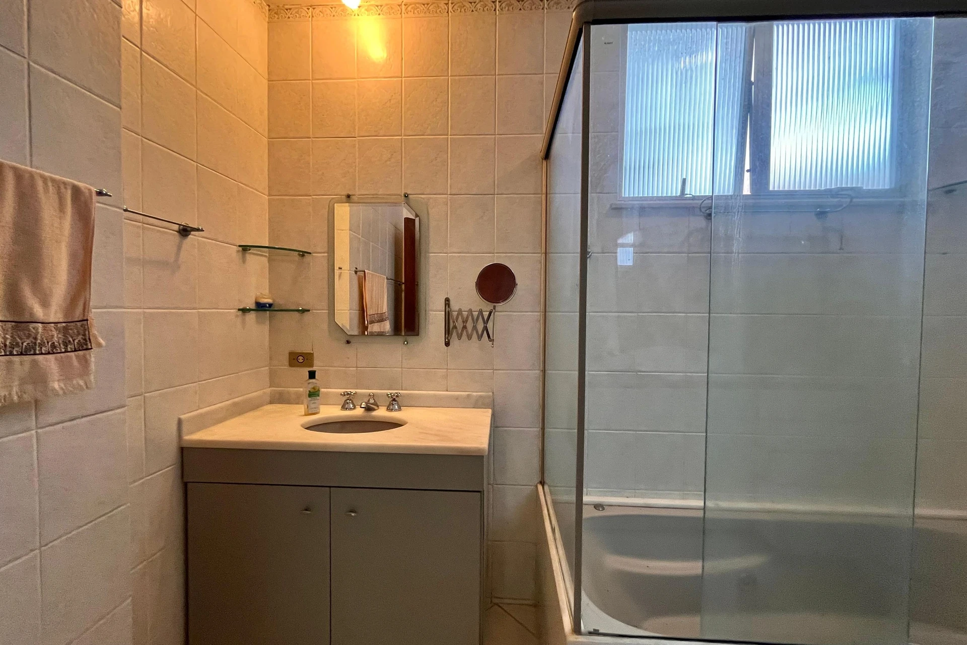 3-bedroom apartment with a water view — photo 33