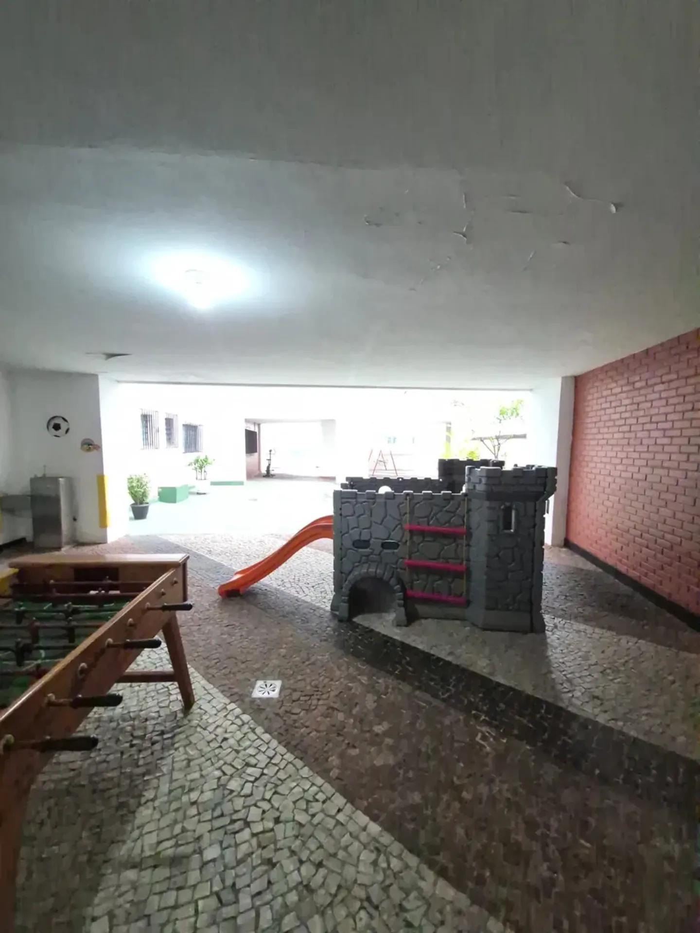 Home office in a 3-bedroom apartment, 140 m² — photo 40