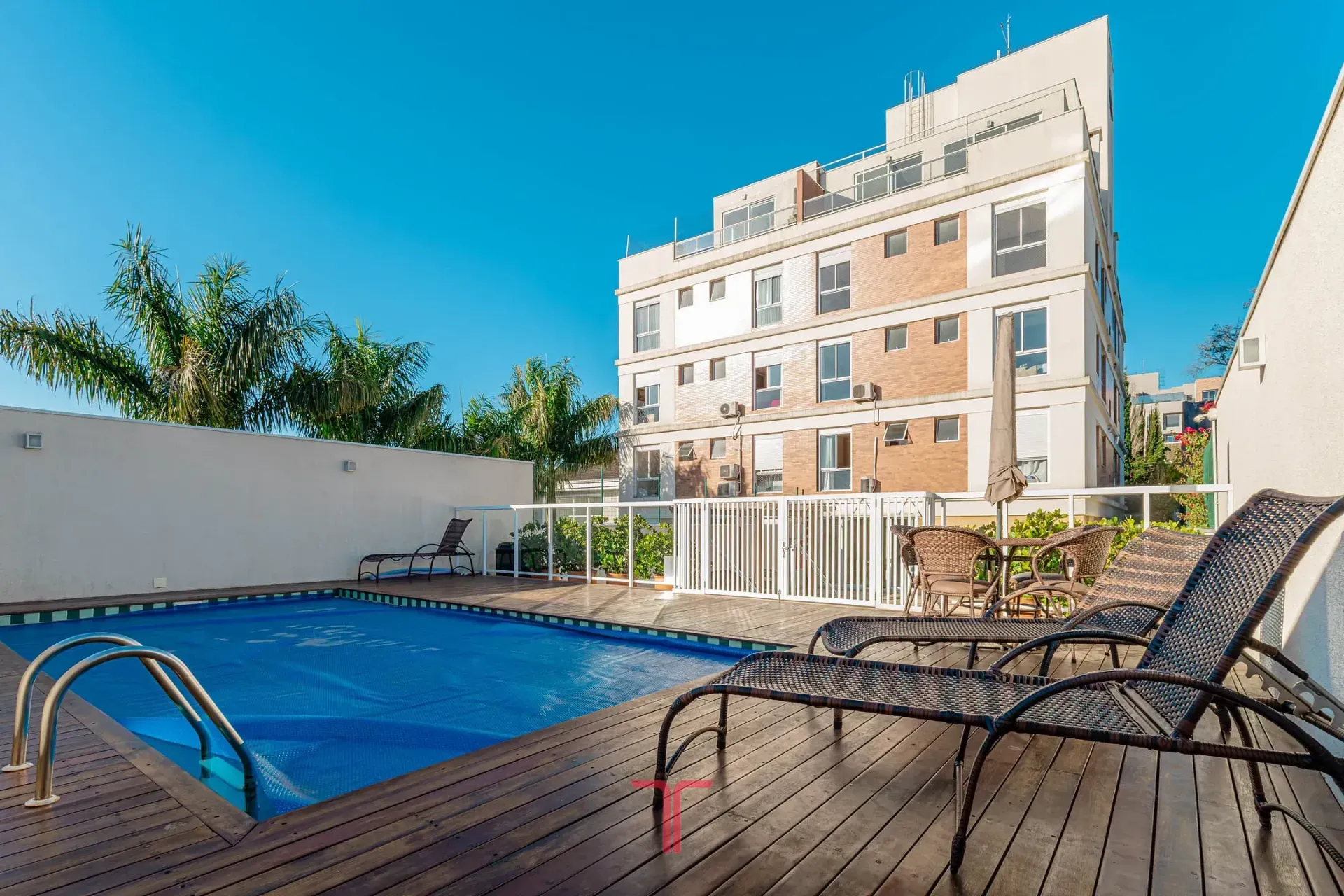 3 quartos e janelas do piso ao teto: apartamento de 141 m² — photo 68