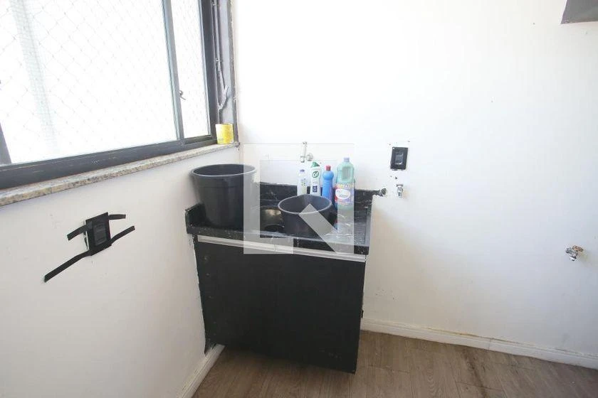 Apartment with 3 bedrooms and a balcony — photo 37