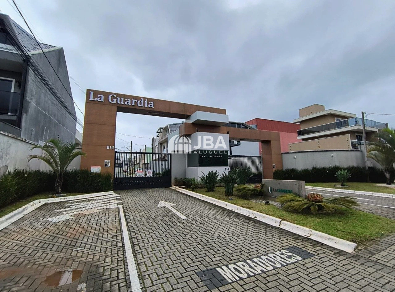3-bedroom house with a garden in Curitiba — photo 3