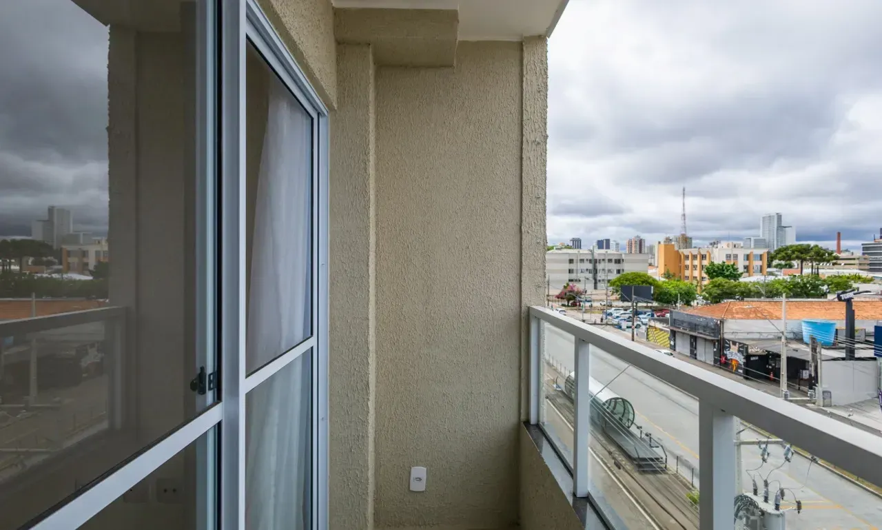 Apartamento com 2 quartos e varanda envidraçada — photo 4