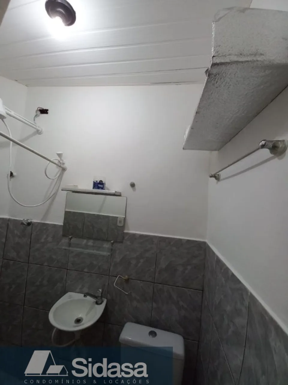 Unfurnished house with 1 bedroom and 1 bathroom — photo 11
