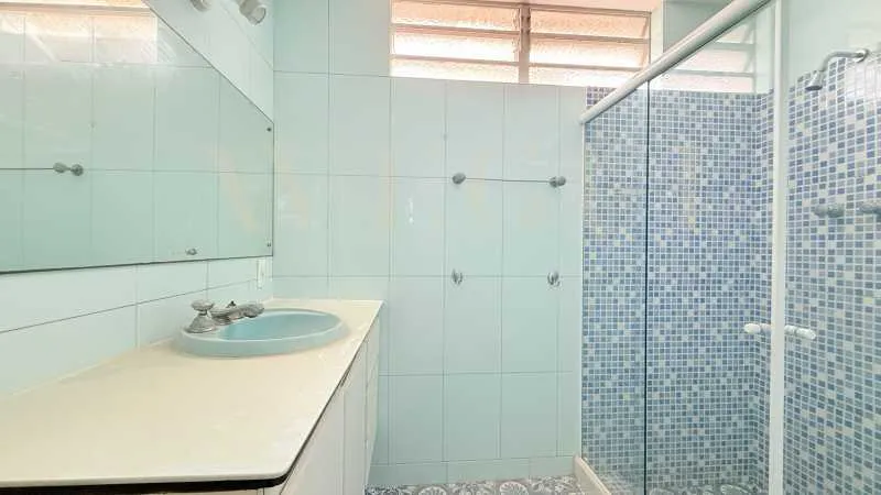 House, 266 m², with a mountain view — photo 17